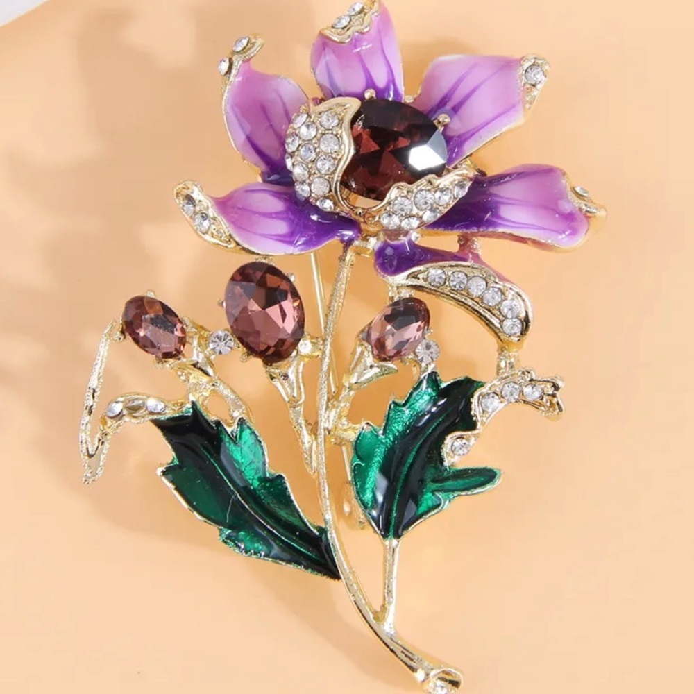 Rhinestone Purple Flower Brooch Gold Tone Enamel Floral Statement Pin